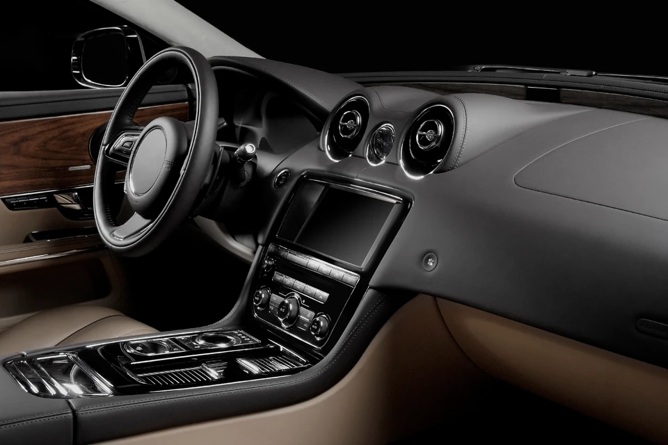 intérieur d'une voiture moderne